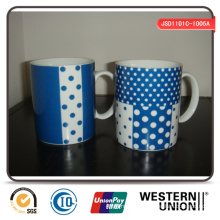 Tasse en forme de couleur bleue en porcelaine